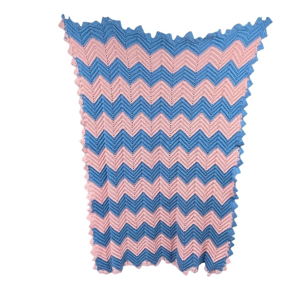 Hand Crochet baby crib stroller blanket pink‎ blue Rectangle scalloped edge